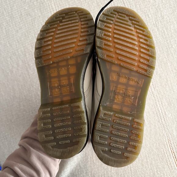 Dr. Martens White + Black 1460 Leather Lace Up Boots Size 9 - Picture 16 of 16